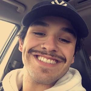 Meet your Posher, Adan